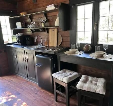 Roulotte / Tiny House Dans Les Alpilles Hotel Saint-Remy-de-Provence Exterior photo